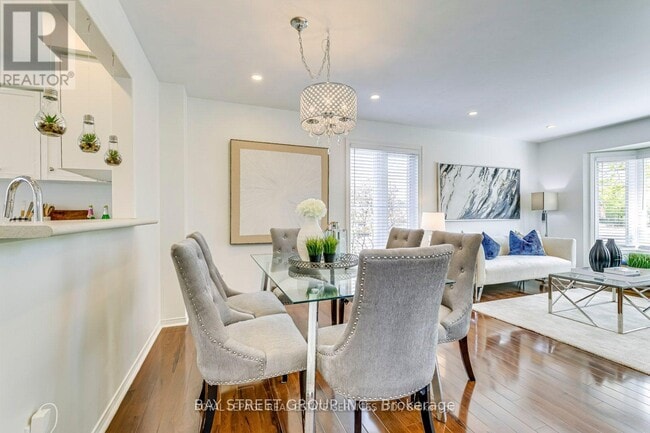 Photo - 25 Kingsbridge Garden Cir Unit 2021