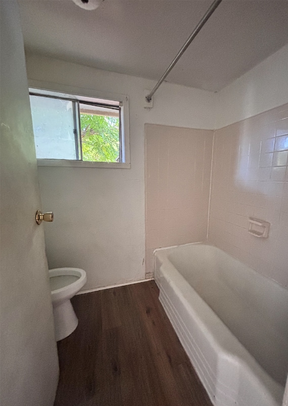 Photo - 2621 Tarlton St