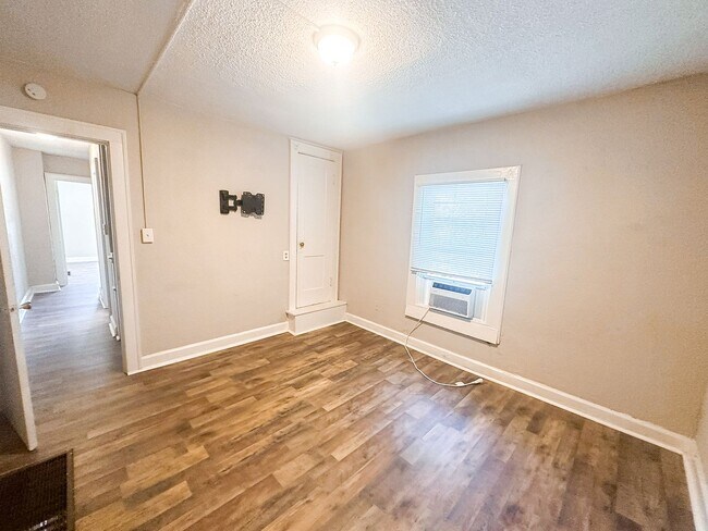 Photo - 2312-2312 E Brookside Ave Unidad 2310 E Brookside Ave