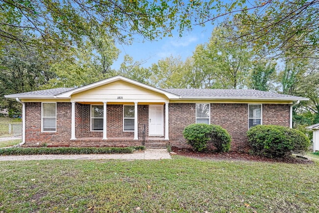 Building Photo - 1831 Mara Dr NE