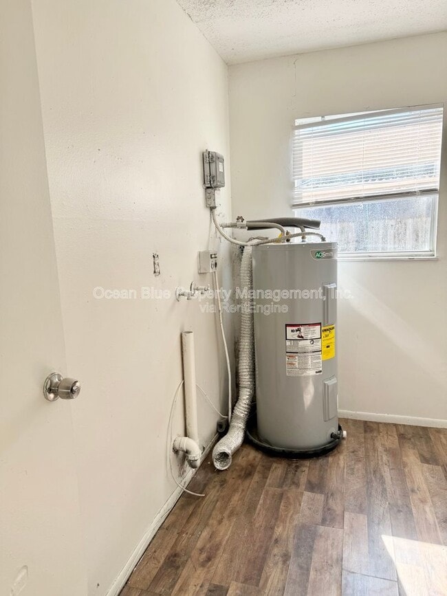 Photo - 15149 Avalon Ave