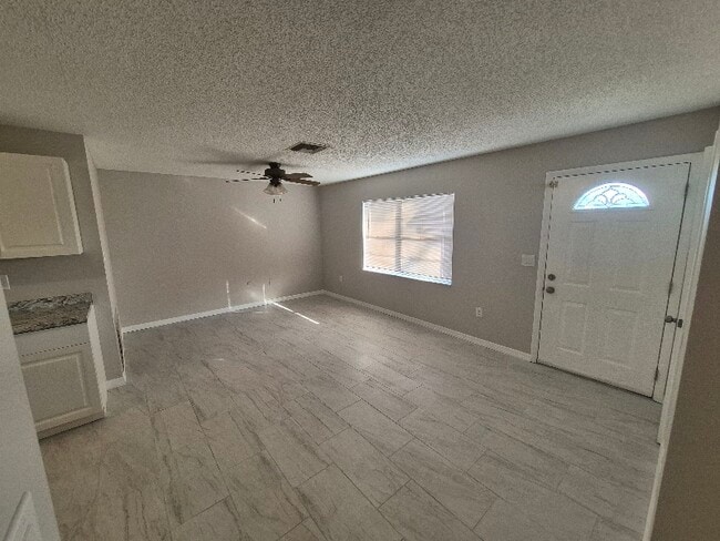 Photo - 13095 Linden Dr