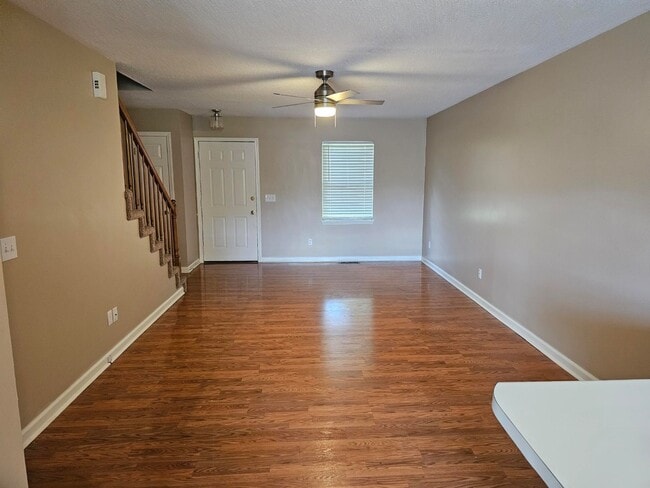 Photo - 56 Tulip Grove Cir