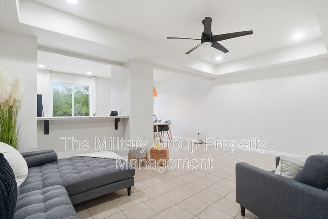 Photo - 677 Reese Ave