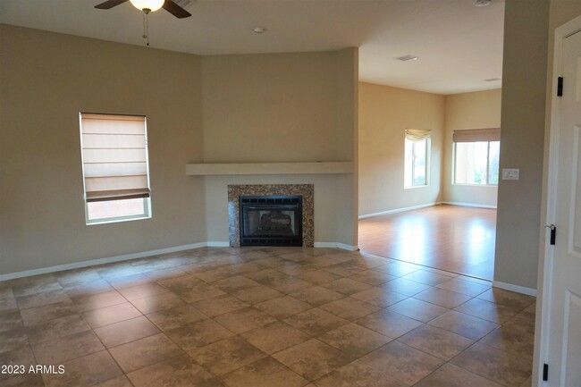 Photo - 5211 Kylene Pl