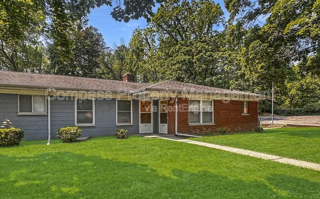 Photo - 2832 S Burdick St Townhome