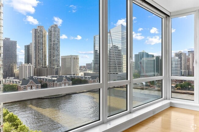 Building Photo - 2 2nd St Unit 1408 Rental