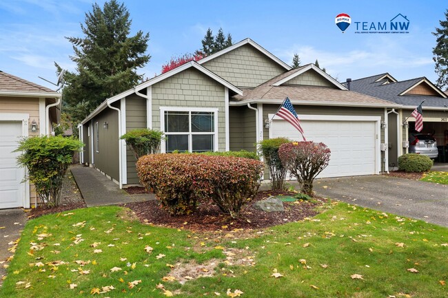 Building Photo - Move in ready! 3 bedroom rambler - Great l...