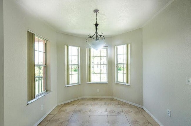 Photo - 118 SW Peacock Blvd Unit 10-202