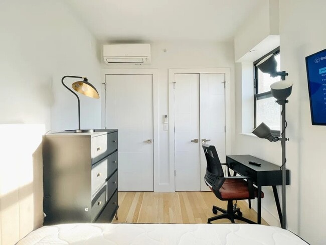 Furnished room/NOT APARTMENT
