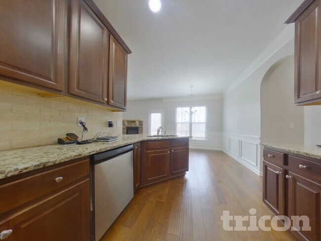 Photo - 20 Silver Peak Dr