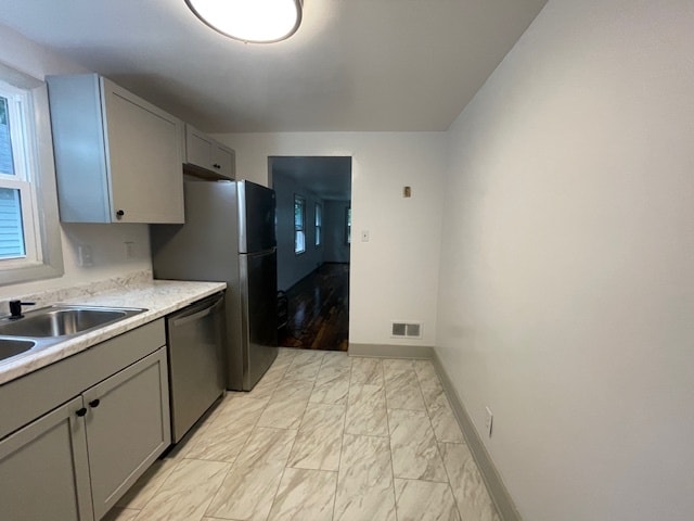 Photo - 2229 Parkview Pl