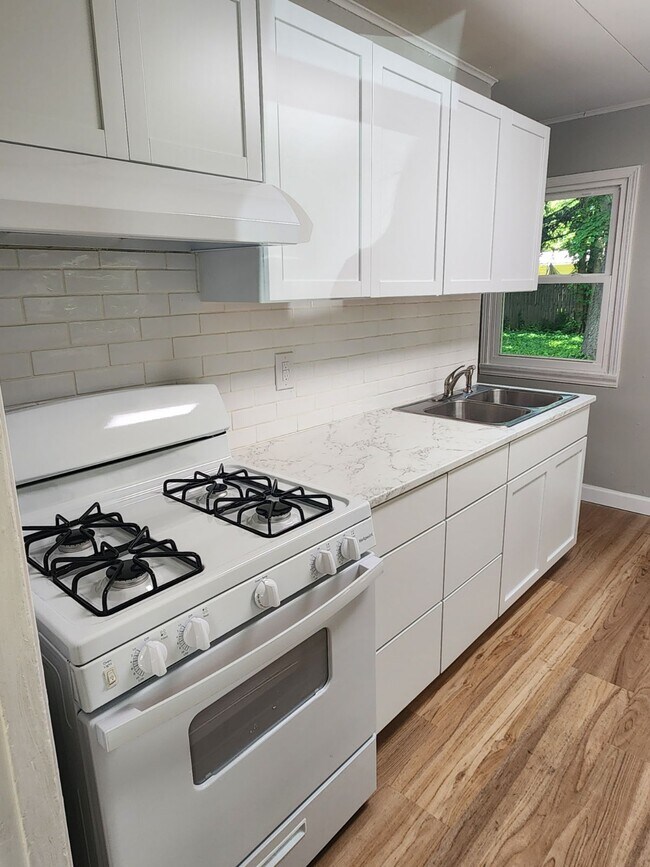 1065 Eastview Dr Rental House Rental in Rantoul, IL