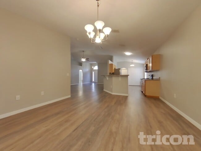 Photo - 864 Vanderbilt Dr