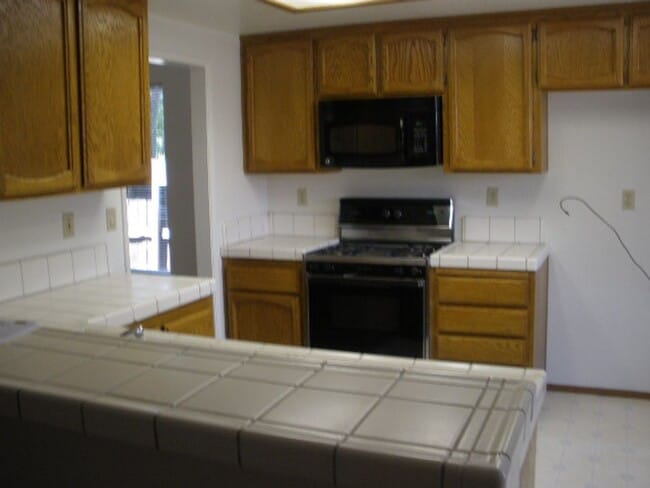 Photo - 700 Rambleton Dr