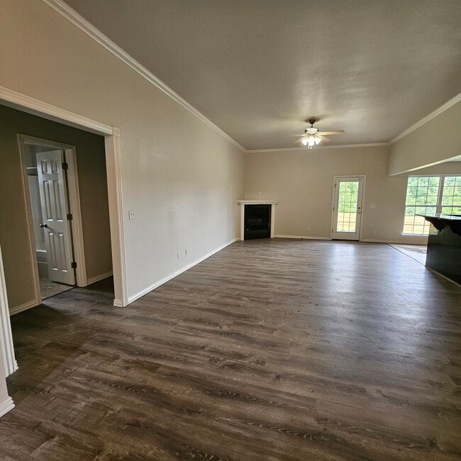 Photo - 550 McKissic Spring Rd