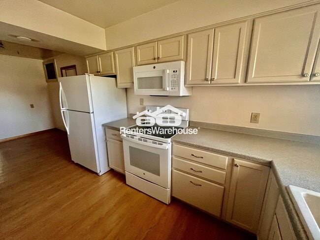 Photo - 11708 Hwy 55