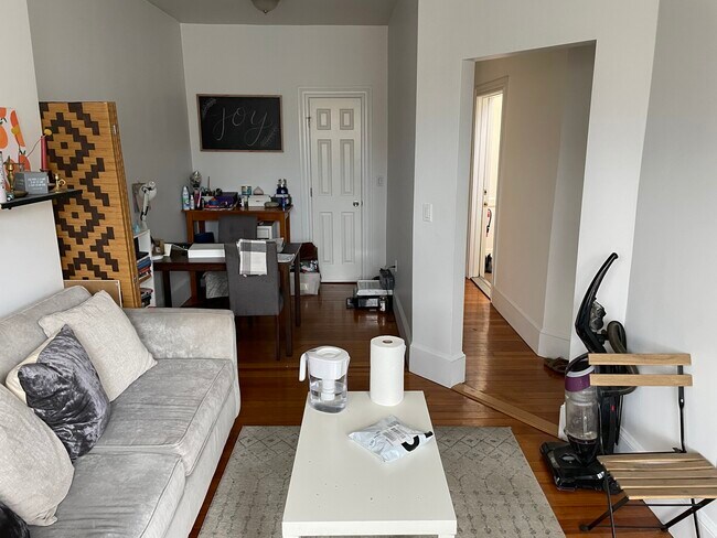 Photo - 53 Joy St Unidad 4