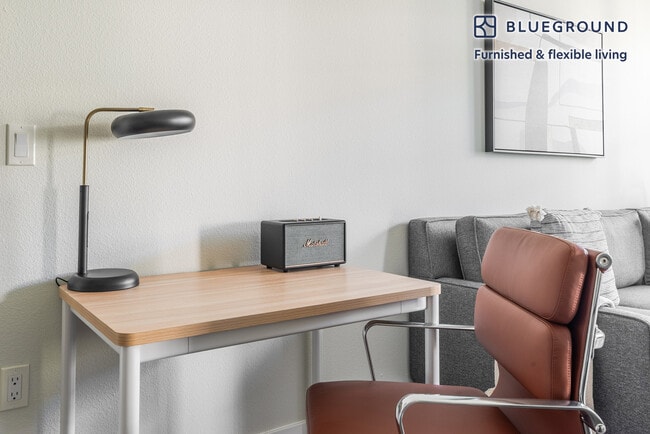 Photo - 3888 Artist Walk Common Unidad FL3-ID2133