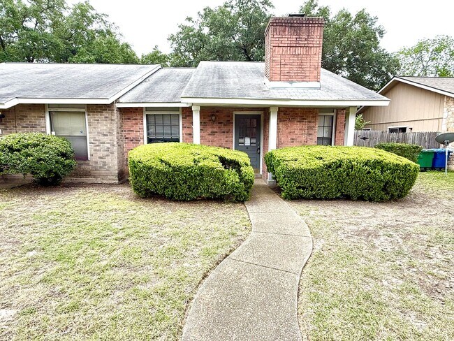 Photo - 5310 Gawain Dr Unidad 5310 Gawain Dr