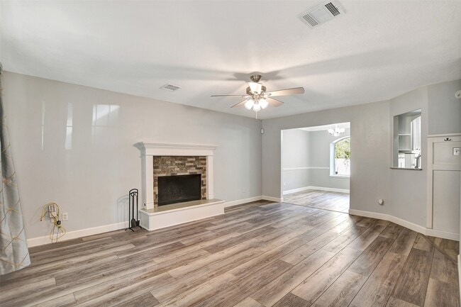 Photo - 22806 Lantana Dr