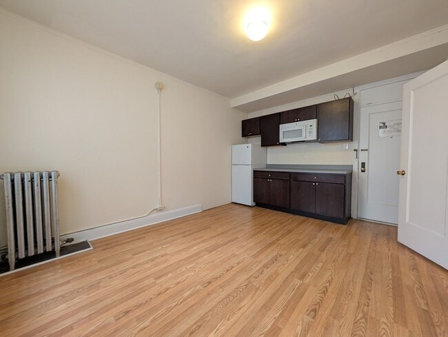 Photo - 2779 N Milwaukee Ave Unit 208