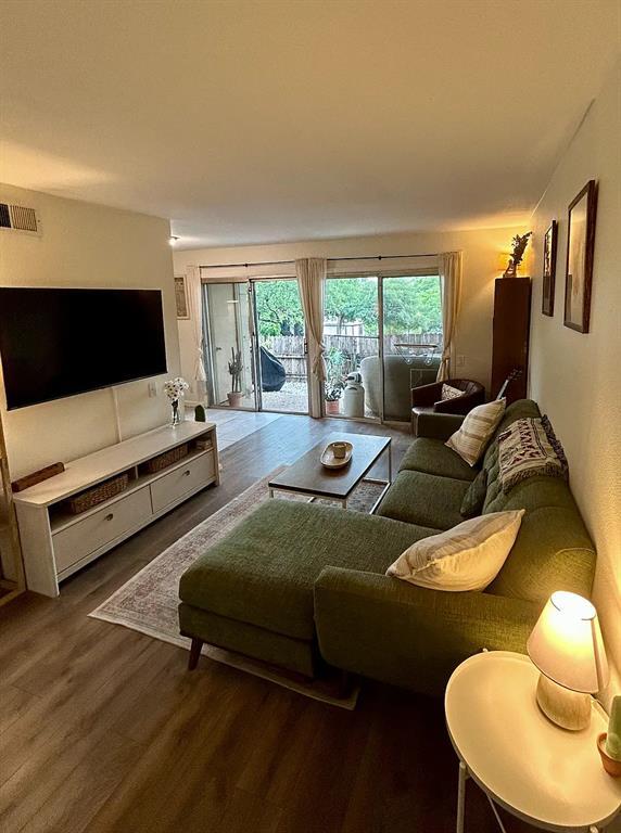 Photo - 620 S 1st St Unit 106