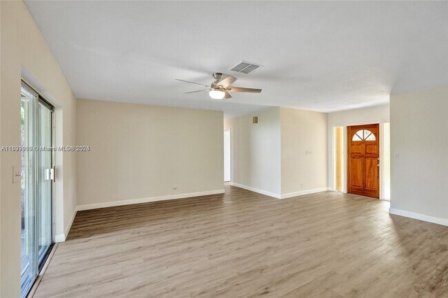 Photo - 4103 NW 75th Ave