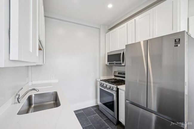 Building Photo - 312 Fillmore St Unit 23