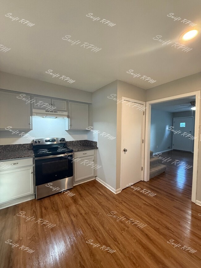Photo - 819 E Sheridan St