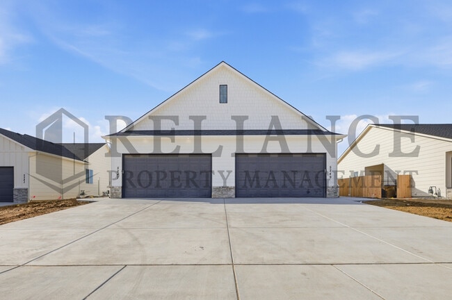 Photo - 5247 N Pinecrest Ct