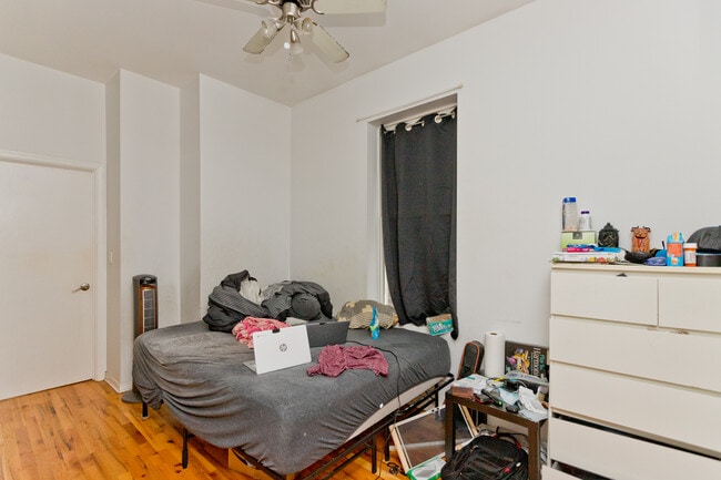 Photo - 2439 W Homer St Unit 1
