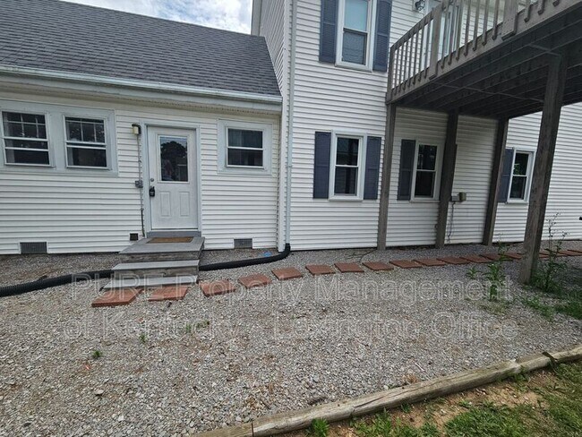 Photo - 643 Cane Run St Unit 1