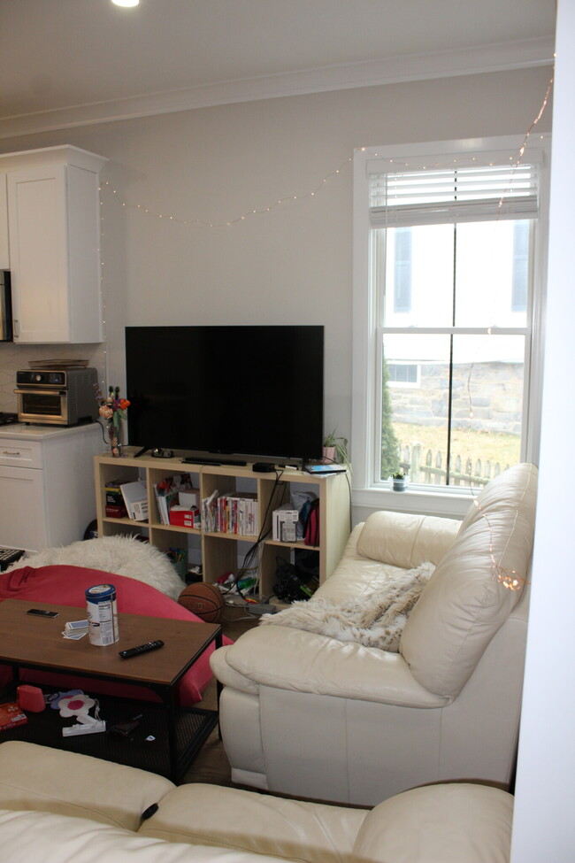 Photo - 153 Foster St Condo