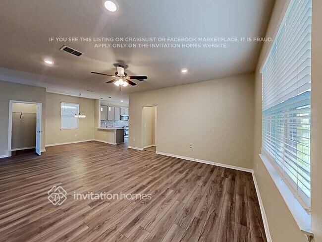Photo - 7603 Pool Compass Loop