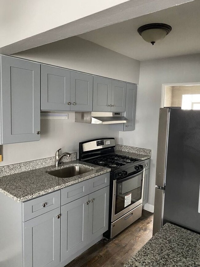 Photo - 8700 S Troy Ave Apartamento Unidad 2A