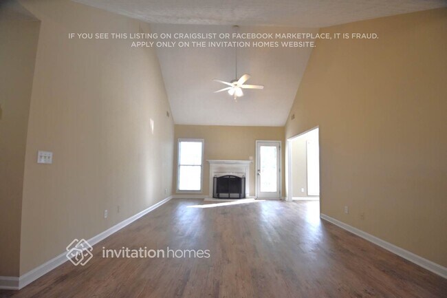 Photo - 1661 Hampton Walk Dr NE
