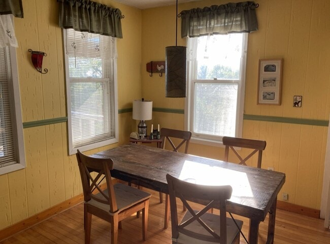 Photo - 421 Sweeny Ave