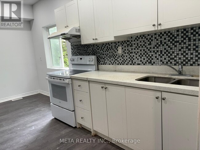 Photo - 35 Duncombe Blvd Unité 2B