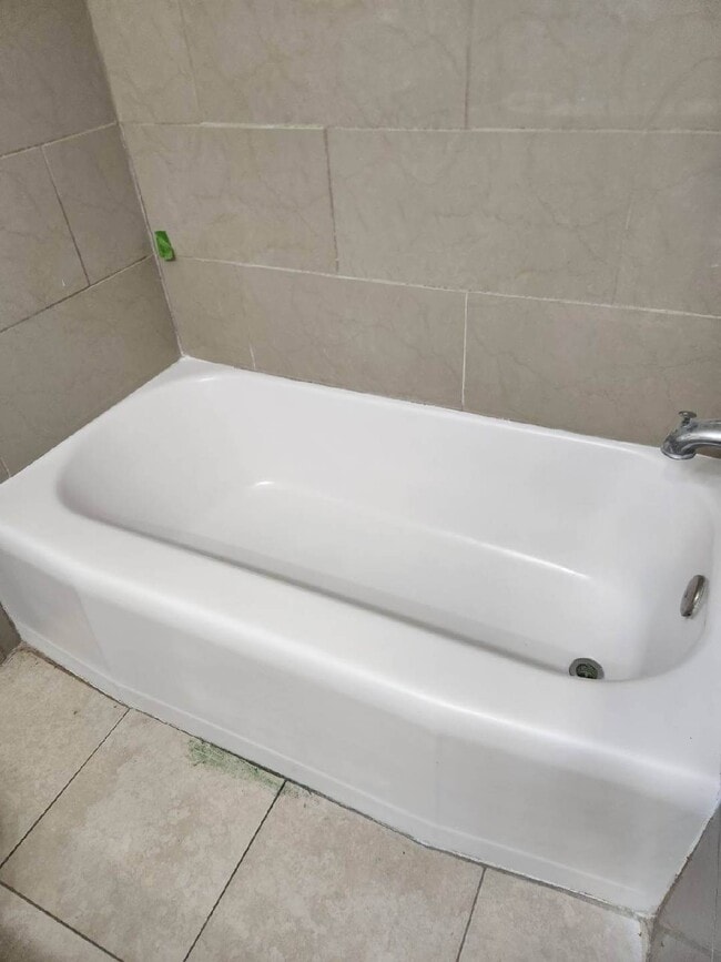 Photo - 5919 Oaklane Dr