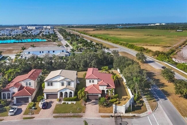 Photo - 6104 Champions Row St