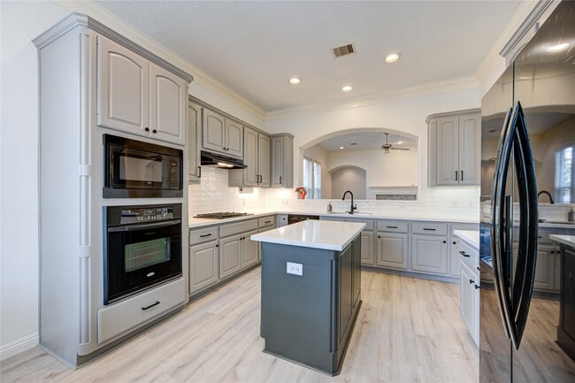 Photo - 1131 Sopris Dr