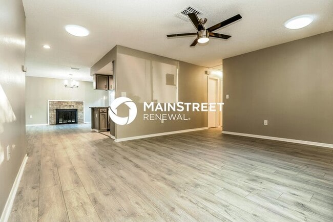 Photo - 4 Bedroom Pet-Friendly Home in Clearwater, FL with Main Street Renewal