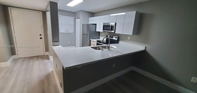 Building Photo - 9934 Nob Hill Ln Unit 9934