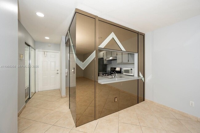 Photo - 10537 NW 11th St Unit 202