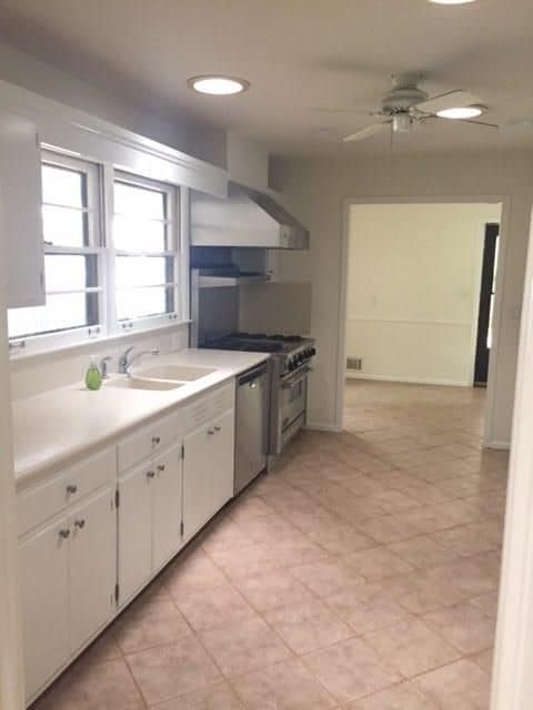 Photo - 274 Land O Lakes Ct NE