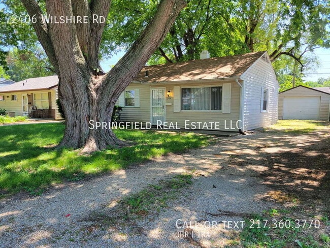 Photo - 2406 E Wilshire Rd
