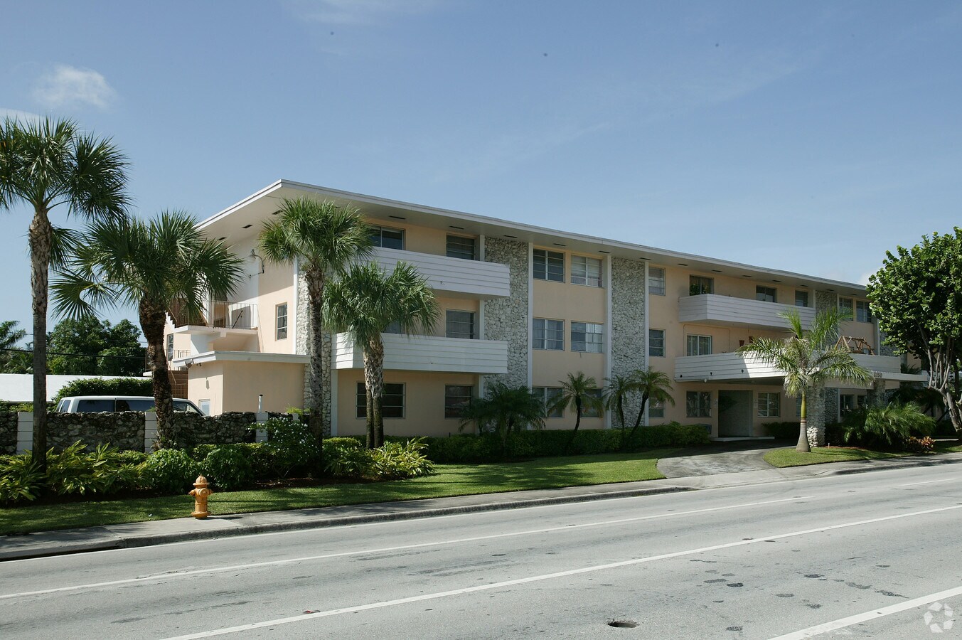 6250 Bird Rd - 6250 Bird Rd