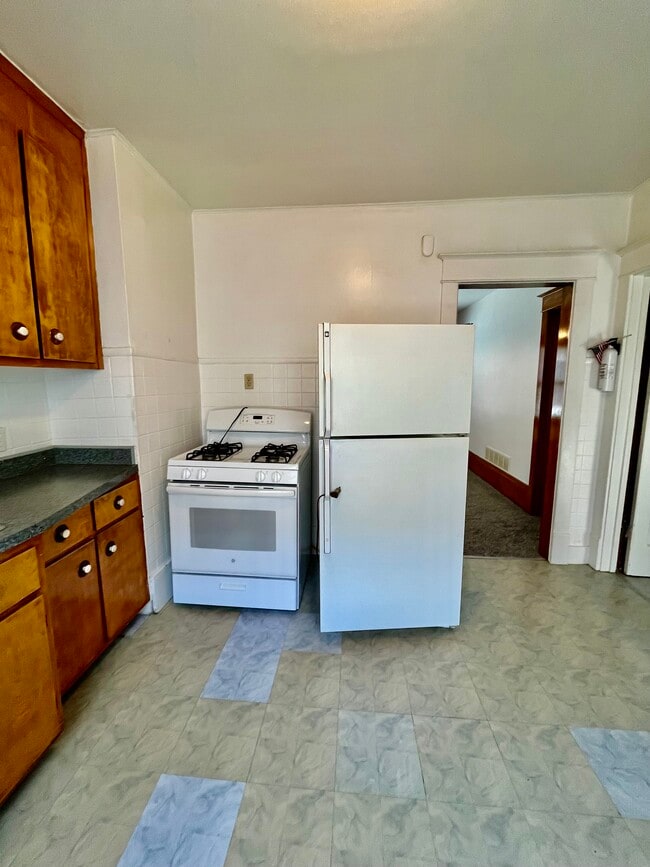 Photo - 297 Sterling Ave Unidad 2