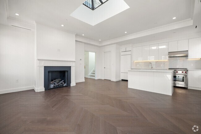 Building Photo - 112 Myrtle St Unit PH Rental